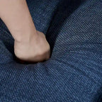 Divano 2,5 posti capitonné in poliestere | Porta di ricarica USB | Struttura in metallo | 363 kg | 173 cm
