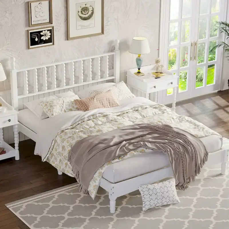 Letto a piattaforma Queen Retro con testiera a forma di zucca e struttura in legno massello