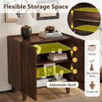 Mobiletto rustico in legno, design scanalato, ripiano regolabile, contenitore