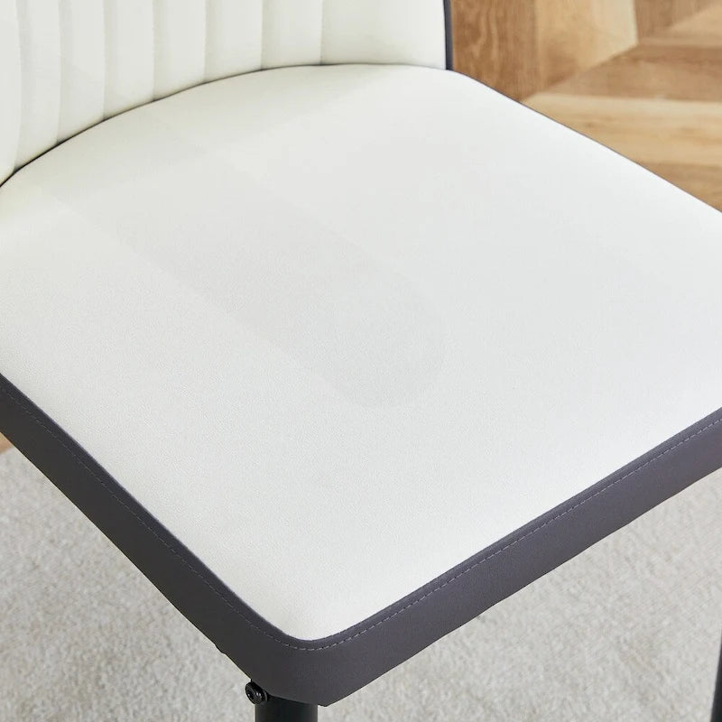 Elegante set di sedie da pranzo con schienale alto per varie stanze, materiale in PU migliorato