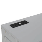 Letto a scomparsa grigio a grandezza naturale con ripiani aperti, armadietti e porte USB per la ricarica