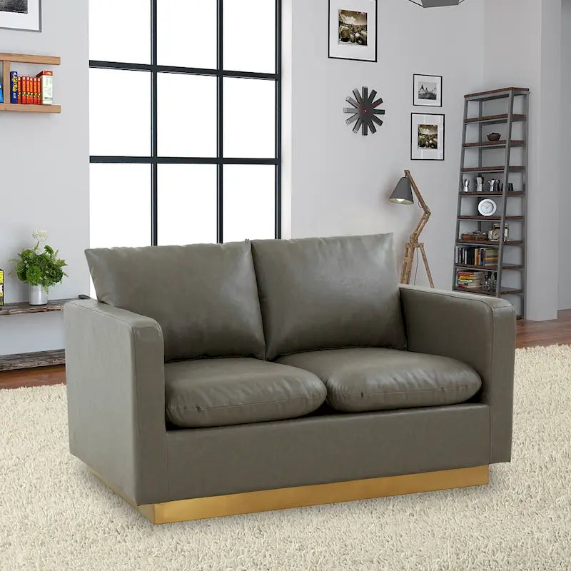 Divanetto moderno in pelle a 2 posti | Base in acciaio inox spazzolato color oro | Cuscini rimovibili | 142 cm