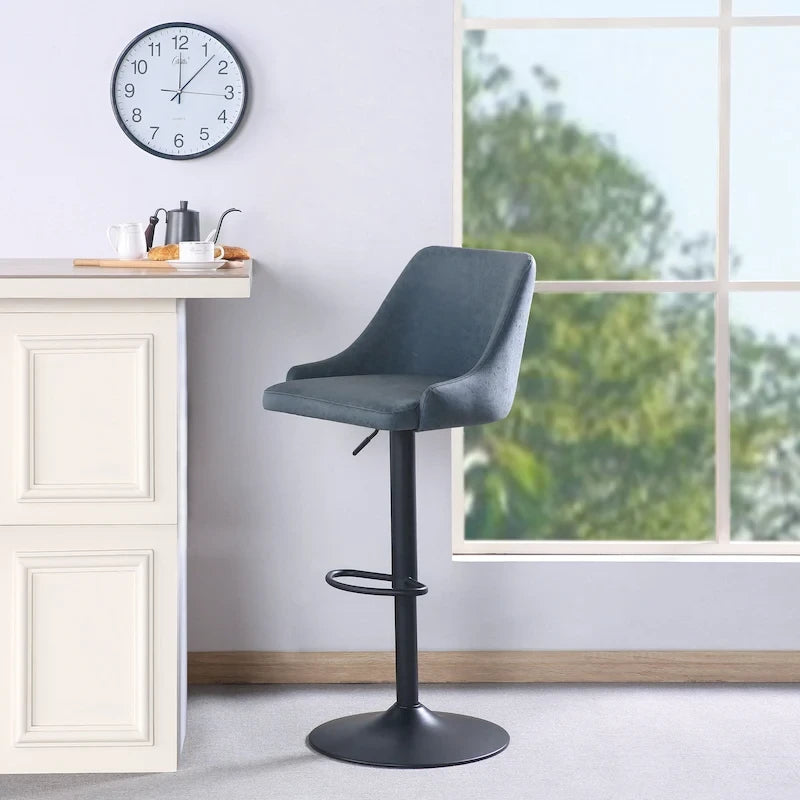 Divanetto moderno in pelle a 2 posti con base in acciaio inossidabile spazzolato color oro | 142 cm