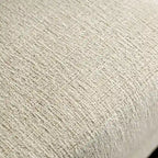 Divano tradizionale con braccioli arrotolati | Rivestimento in ciniglia avorio | Dettagli in legno intagliato | 227 kg