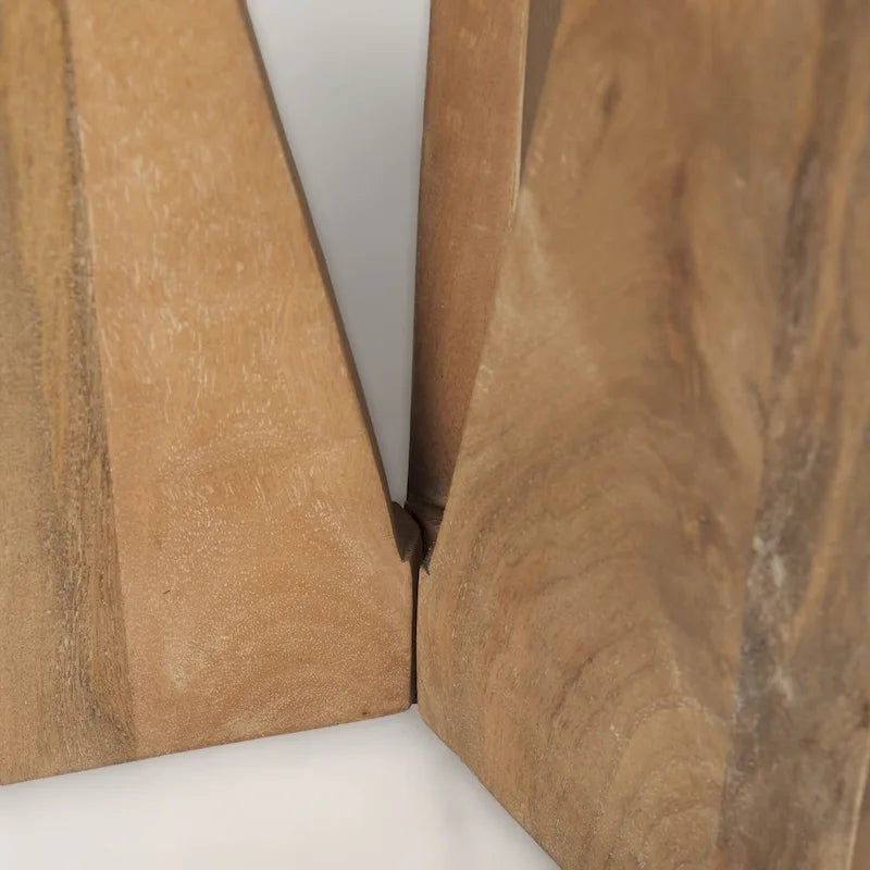 Tavolino rotondo in legno massello marrone chiaro | Base geometrica a 3 gambe | Stile moderno di metà secolo