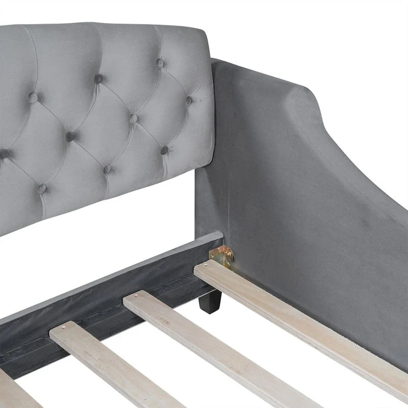 Letto a giorno matrimoniale moderno di lusso capitonné con bottoni, design multifunzionale, non richiede rete a molle